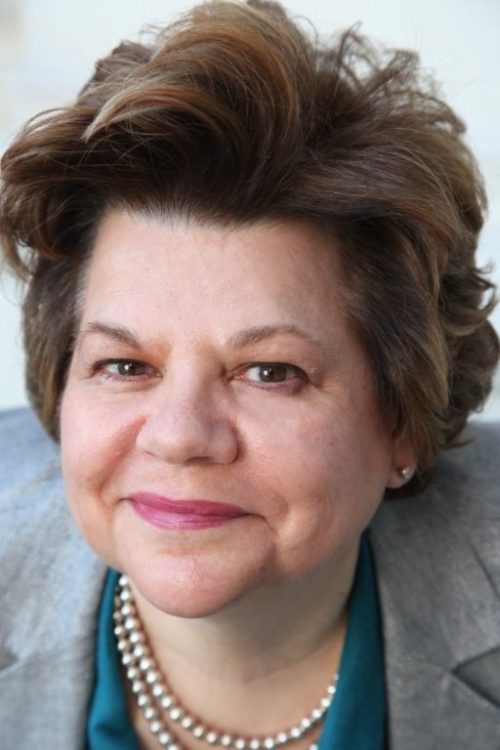 Headshot of Lora Cecere